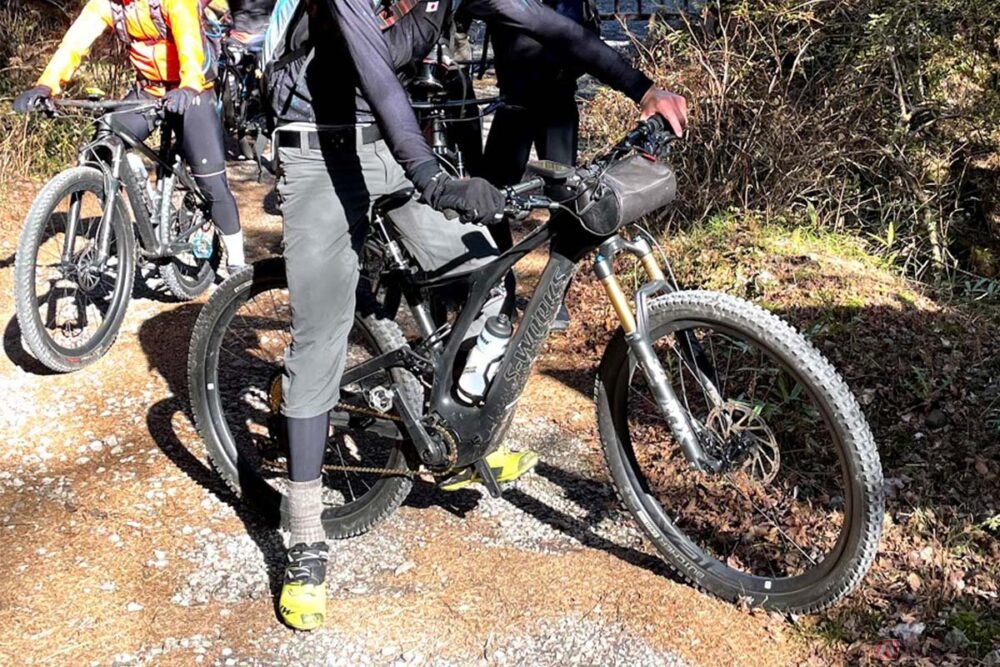 まる1日トレイルを走ってわかったe Mtbの魅力と課題 軽量設計のスペシャライズド Levo Sl リーヴォ エスエル でゴー バイク のニュース まる1日トレイルを走ってわかったe Mtbの魅力と課題 軽量設計のスペシャライズド Levo Sl リーヴォ エスエル でゴー バイク のニュース