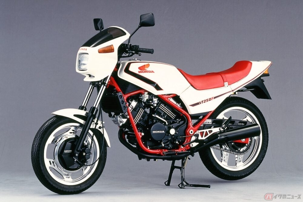 夢の高回転エンジン 250cc直列4気筒エンジンはなぜ復活できた バイクのニュース 夢の高回転エンジン 250cc直列4気筒エンジンはなぜ復活できた バイクのニュース