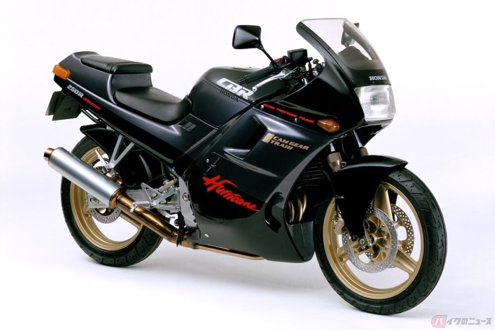 夢の高回転エンジン 250cc直列4気筒エンジンはなぜ復活できた バイクのニュース 夢の高回転エンジン 250cc直列4気筒エンジンはなぜ復活できた バイクのニュース