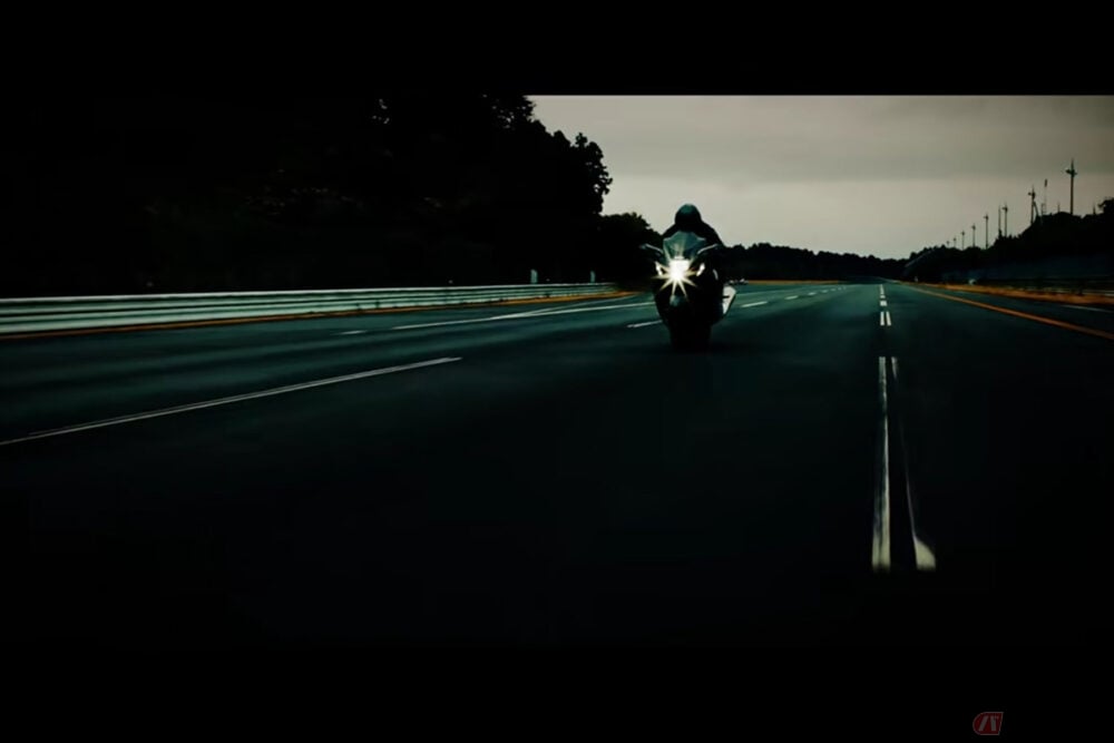 スズキ新型 ハヤブサ ついに登場か グローバル公式チャンネルでティザー動画を公開 バイクのニュース スズキ新型 ハヤブサ ついに登場か グローバル公式チャンネルでティザー動画を公開 バイクのニュース