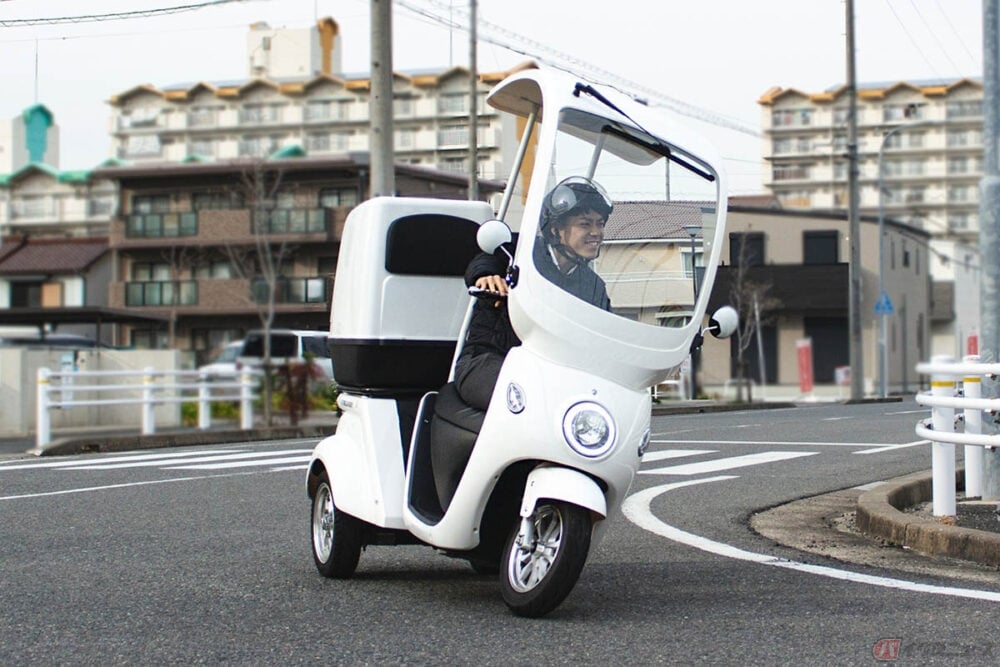 普通免許で乗れる電動3輪バイク ブレイズev デリバリー 初回ロット完売 様々な業種から受け入れられるevのこだわりとは バイクのニュース 普通免許で乗れる電動3輪バイク ブレイズev デリバリー 初回ロット完売 様々な業種から受け入れられるevのこだわりとは バイクのニュース