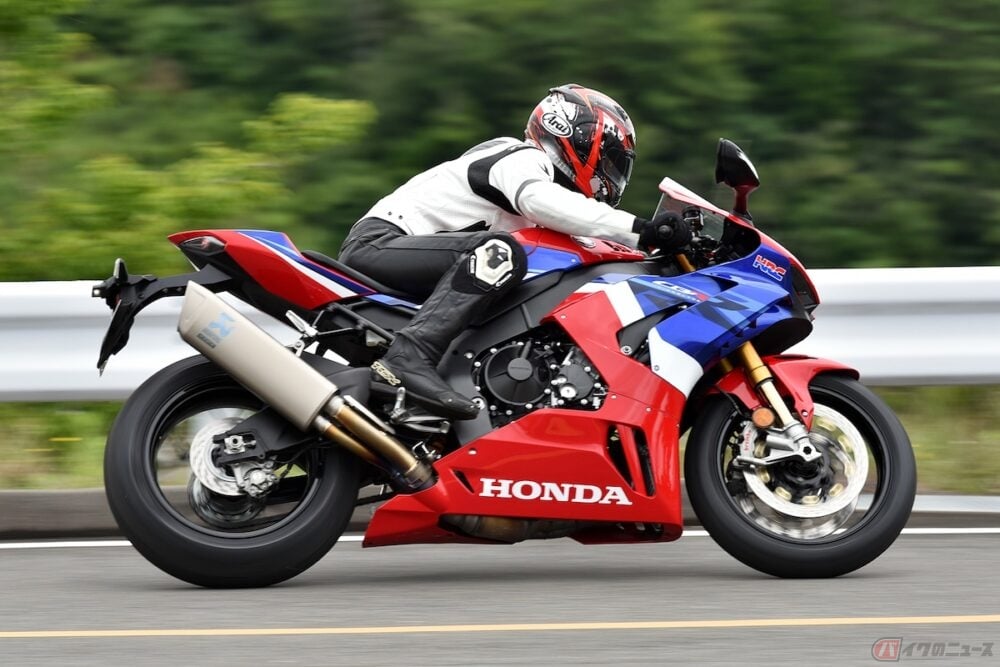 初心者で大型バイクを扱うのは大丈夫 気をつけるポイントとは バイクのニュース 初心者で大型バイクを扱うのは大丈夫 気をつけるポイントとは バイクのニュース