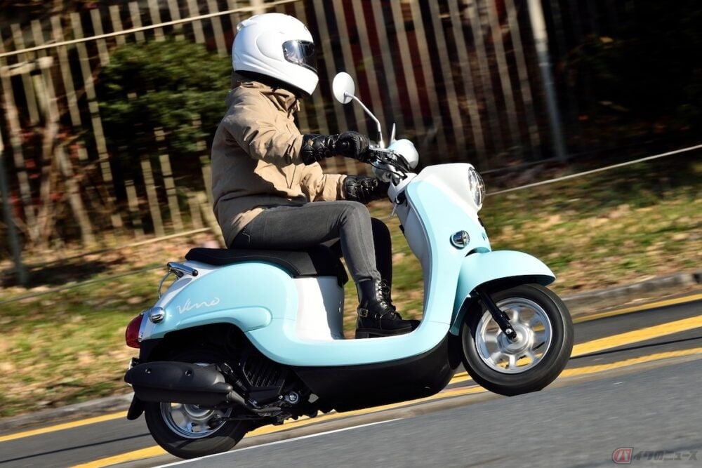 初心者ライダーの高梨はづきが 50cc原付スクーター Vino のアニメ ゆるキャン とコラボしたスペシャルver に乗ってみました バイク のニュース 初心者ライダーの高梨はづきが 50cc原付スクーター Vino のアニメ ゆるキャン とコラボしたスペシャルver に乗ってみました バイク のニュース