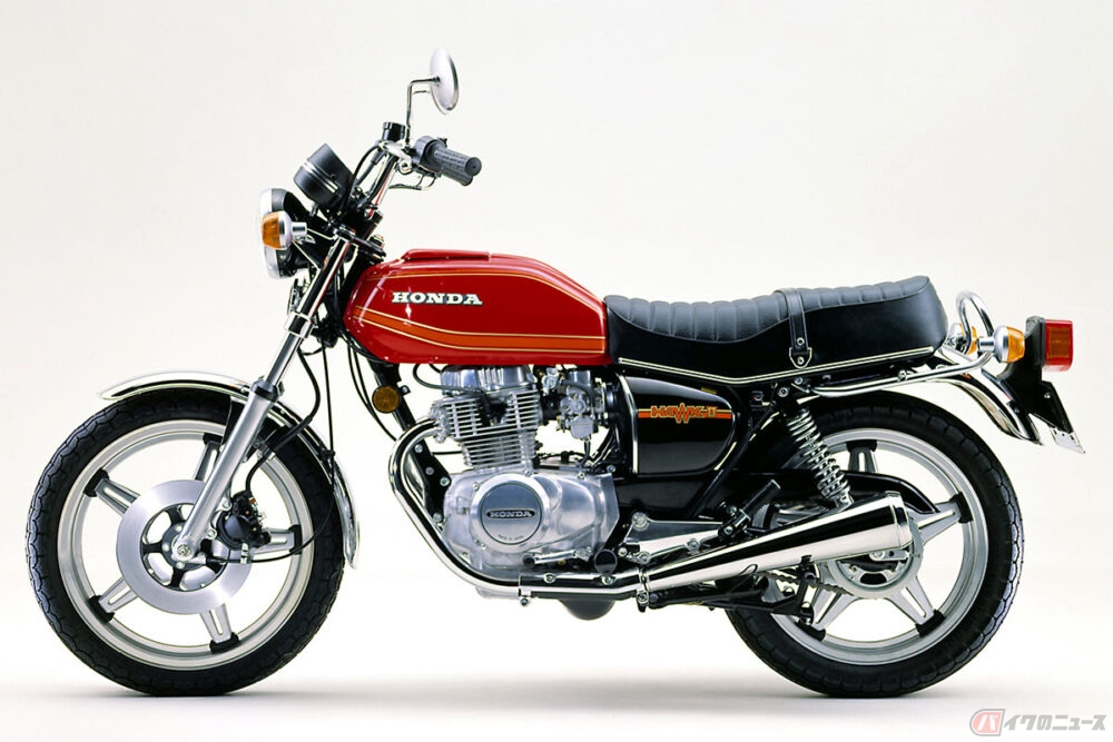1978年型のホンダ「HAWK（ホーク）」シリーズから、2機種が1／12