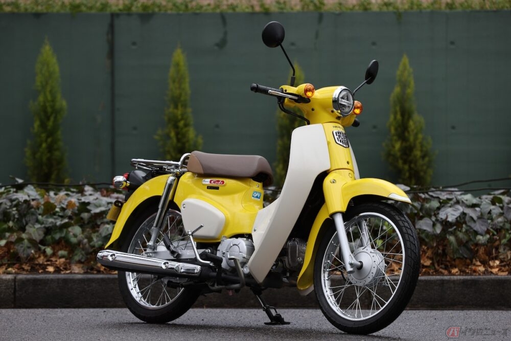 夜道雪のチャレンジバイク道 Tvアニメ スーパーカブ 小熊役の声優 夜道雪さんが ホンダのロングセラーモデル スーパーカブ110 に乗ってみました バイクのニュース 夜道雪のチャレンジバイク道 Tvアニメ スーパーカブ 小熊役の声優 夜道雪さんが ホンダのロングセラーモデル スーパーカブ110 に乗ってみました バイクのニュース