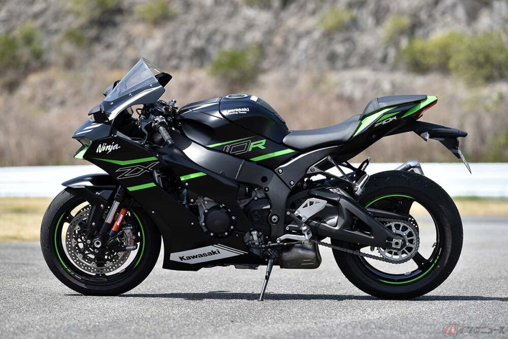 カワサキ「Ninja ZX-10R」新型モデルはミドルクラスのストリート