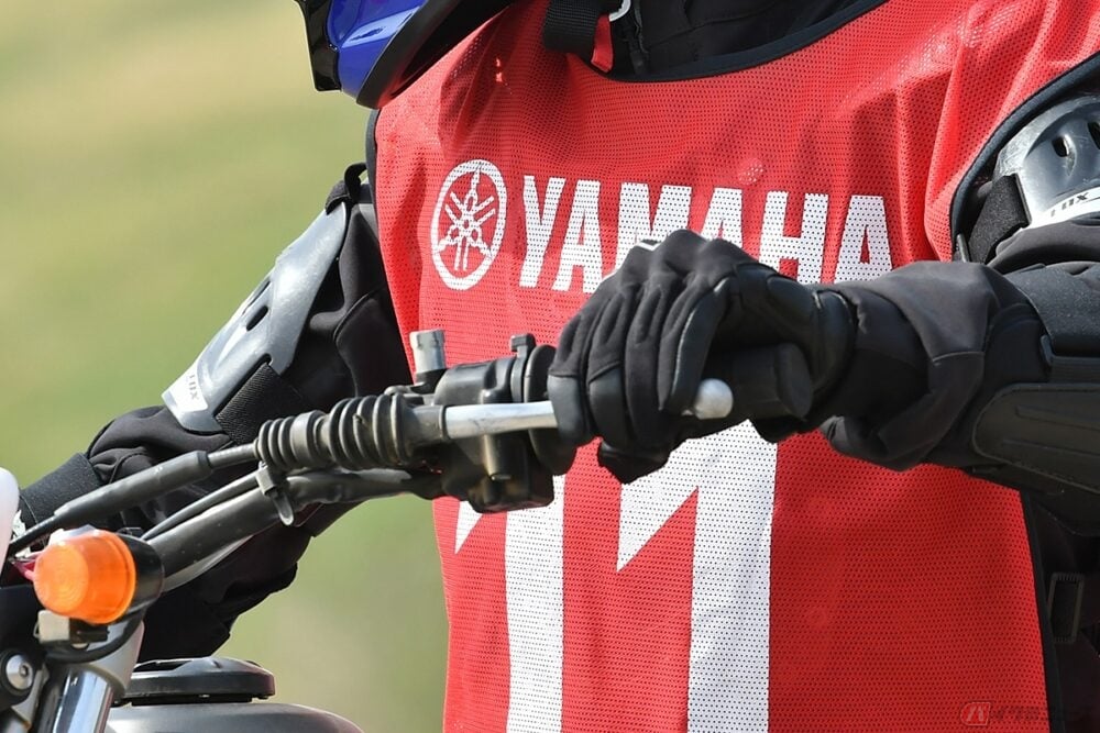 信号待ちの時 バイク乗りはニュートラルにしているのか バイクのニュース 信号待ちの時 バイク乗りはニュートラルにしているのか バイクのニュース