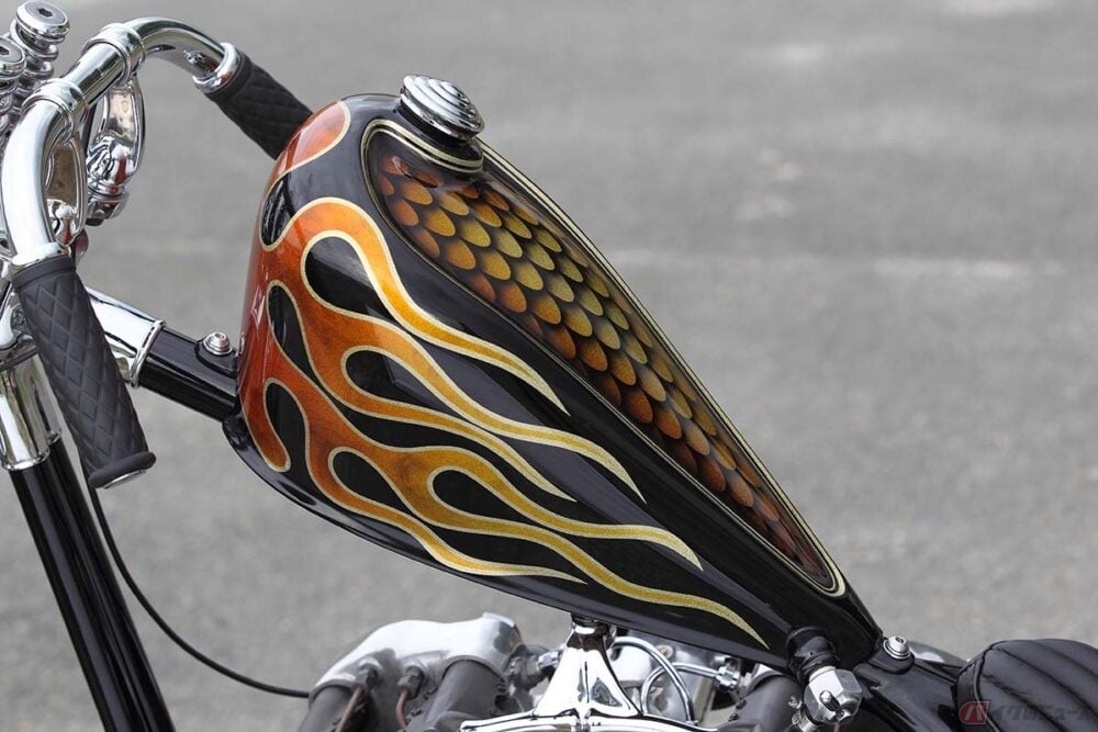 13年に米国のカスタムショー ボーンフリー に出展された1台のチョッパーとsns社会との関係性 バイクのニュース 13年に米国のカスタムショー ボーンフリー に出展された1台のチョッパーとsns社会との関係性 バイクのニュース