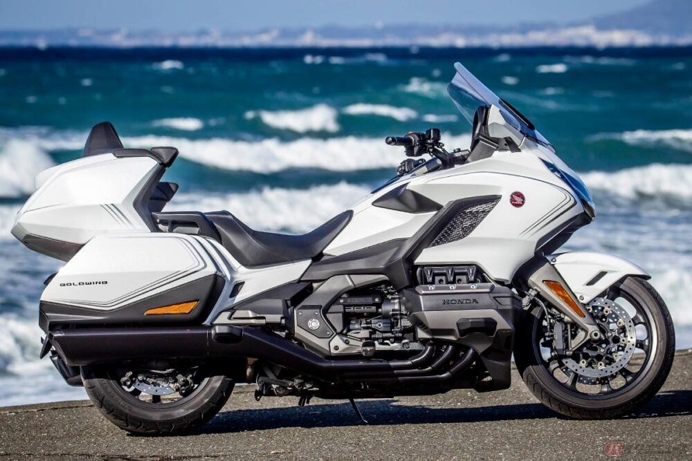 The 燃費 水平対向6気筒エンジン搭載 ホンダ Gold Wing Tour Dct の燃費性能は 年モデルを測る バイク のニュース The 燃費 水平対向6気筒エンジン搭載 ホンダ Gold Wing Tour Dct の燃費性能は 年モデルを測る バイク のニュース