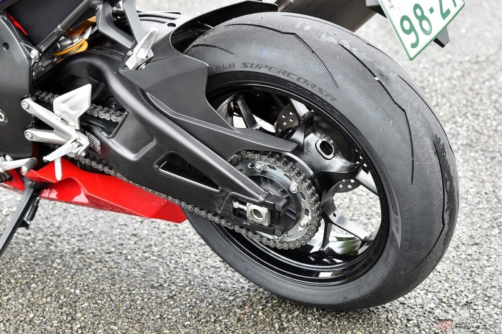 バイクのタイヤが太いとどんなメリットがあるのか バイクのニュース バイクのタイヤが太いとどんなメリットがあるのか バイクのニュース