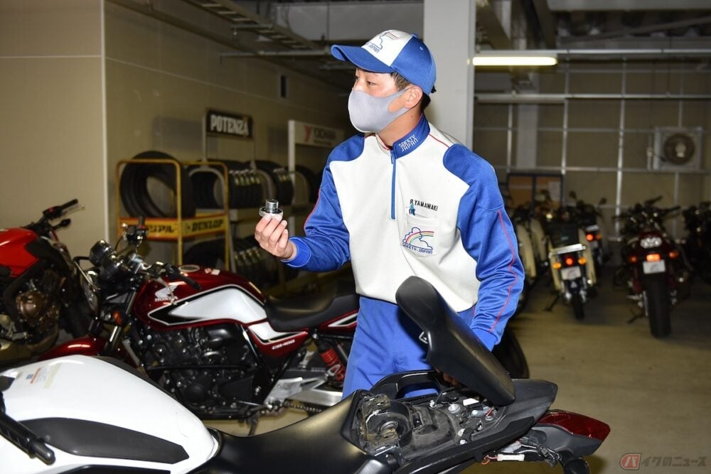 リターンしたママライダーがバイクを安全に楽しむため ホンダのバイクのスクール Hms に参加してみました 準備 点検編 バイクのニュース リターンしたママライダーがバイクを安全に楽しむため ホンダのバイクのスクール Hms に参加してみました 準備 点検編 バイクのニュース