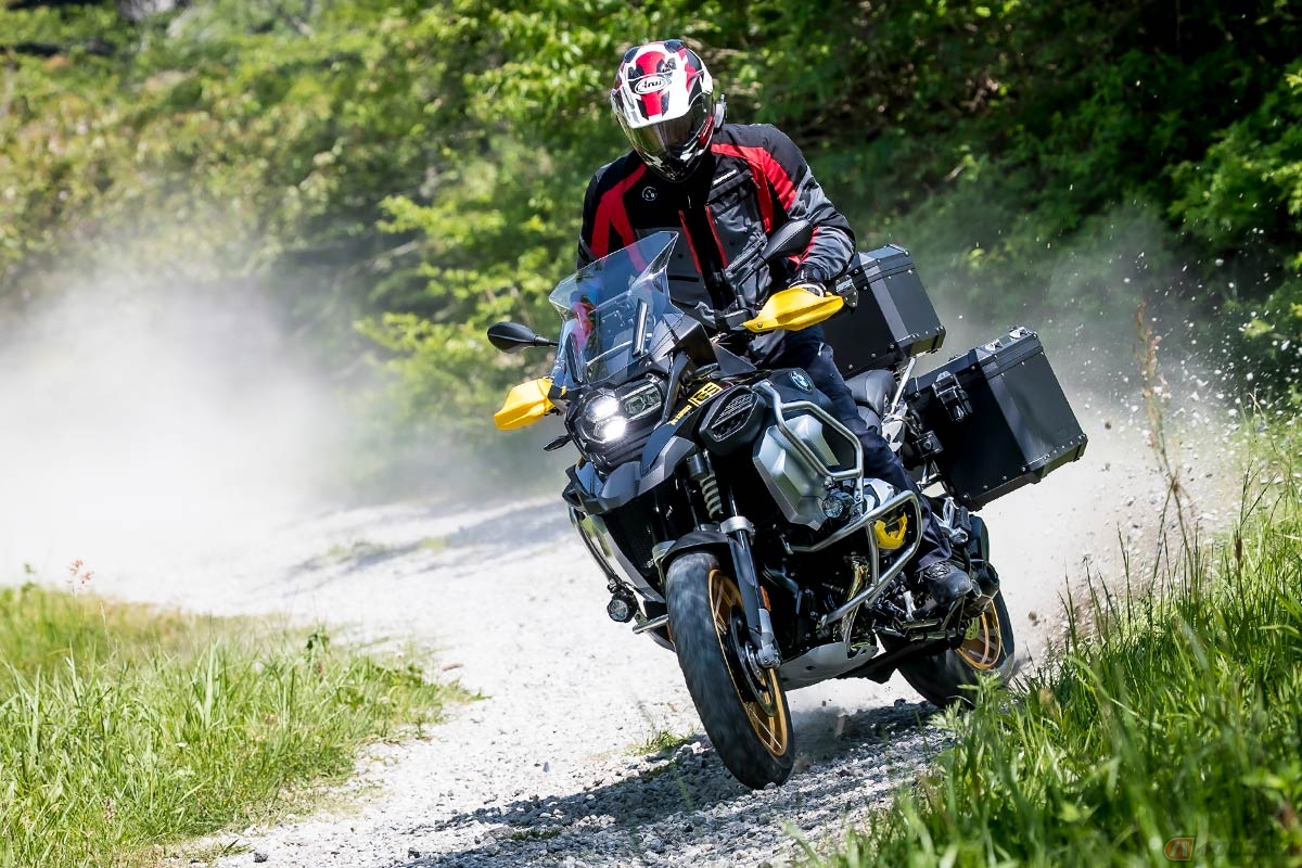 進化が止まらないアドベンチャーバイク BMW Motorrad「R1250GS