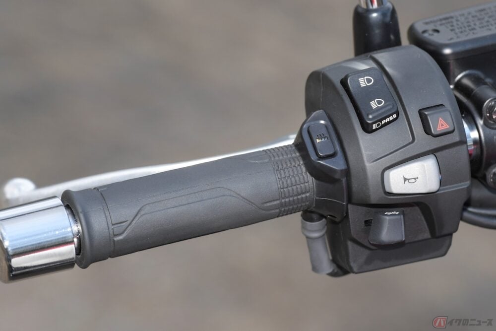 バイクのグリップヒーターを取り外したい 手順と注意点とは バイクのニュース バイクのグリップヒーターを取り外したい 手順と注意点とは バイクのニュース