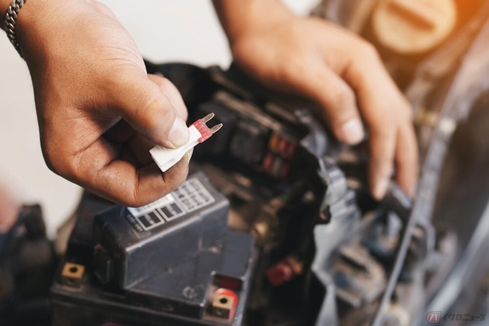 ヒューズが頻繁に切れる その役割と交換方法とは バイクのニュース ヒューズが頻繁に切れる その役割と交換方法とは バイクのニュース
