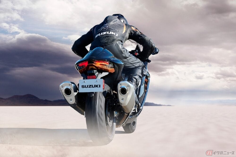 バイクのマフラーが多くのモデルで右側に出ているのはなぜか バイクのニュース バイクのマフラーが多くのモデルで右側に出ているのはなぜか バイクのニュース