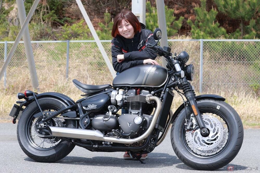 ライディングに自信がないならゆっくり走ろう トライアンフ ボンネビルボバー はライダーの成長を見守ってくれる大型モダンクラシック バイクのニュース ライディングに自信がないならゆっくり走ろう トライアンフ ボンネビルボバー はライダーの成長を見守ってくれる大型モダンクラシック バイクのニュース