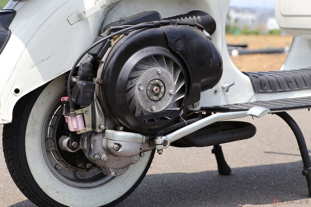 30年前の鉄スクーターを新車で購入できる 2スト125ccエンジン搭載のヴィンテージストックを放出 バイクのニュース 30年前の鉄スクーターを新車で購入できる 2スト125ccエンジン搭載のヴィンテージストックを放出 バイクのニュース