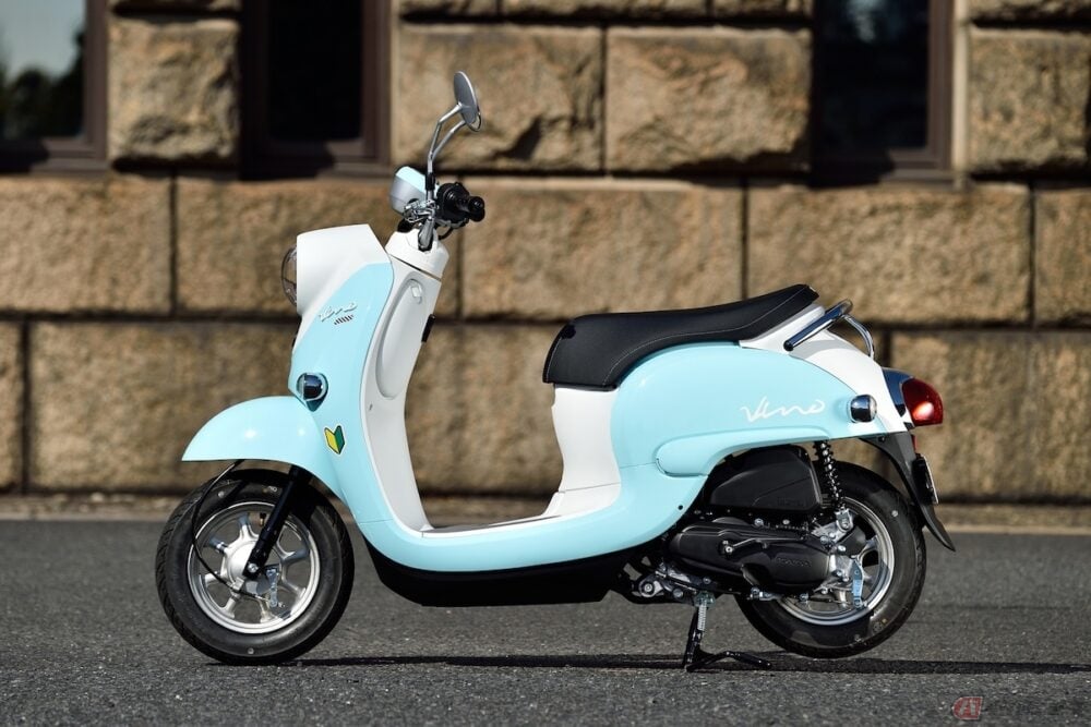 スクーターの足元に荷物を置いて走行したら違反になるのか バイクのニュース スクーターの足元に荷物を置いて走行したら違反になるのか バイクのニュース