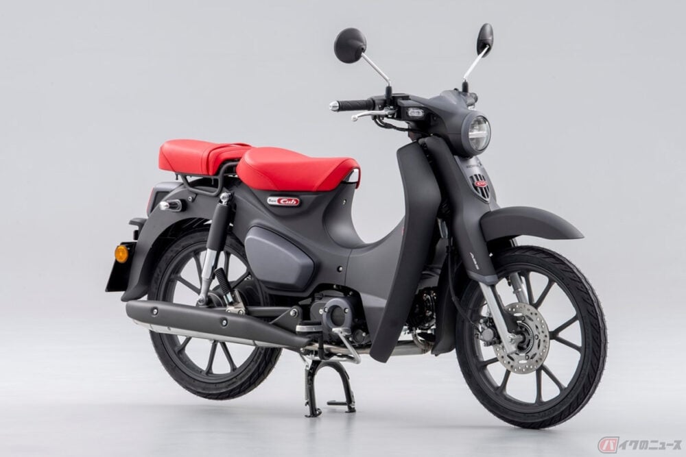 ホンダ スーパーカブ125 最新モデルを欧州に導入 わずか1 5lの燃料で100kmの走行を実現する新エンジンを搭載 バイクのニュース ホンダ スーパーカブ125 最新モデルを欧州に導入 わずか1 5lの燃料で100kmの走行を実現する新エンジンを搭載 バイクのニュース