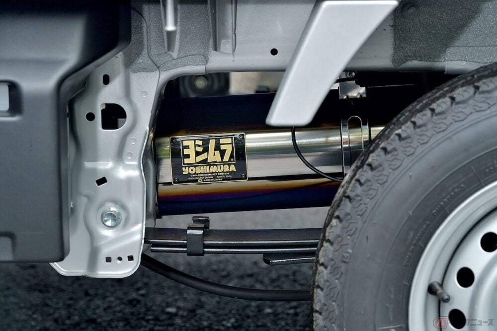 スズキのスーパーキャリイ用 ヨシムラ Slip On Oval サイクロンマフラー について聞く バイクのニュース スズキのスーパーキャリイ用 ヨシムラ Slip On Oval サイクロンマフラー について聞く バイクのニュース