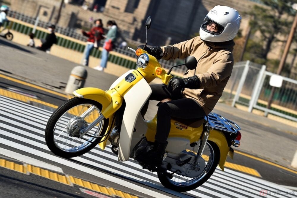 新聞や郵便配達のバイクはなぜスーパーカブなのか その理由を徹底解説 バイクのニュース 新聞や郵便配達のバイクはなぜスーパーカブなのか その理由を徹底解説 バイクのニュース