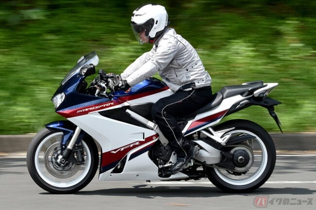 バイク乗りは白パンツを履かない 木下隆之の またがっちゃいましたvol 60 バイクのニュース バイク乗りは白パンツを履かない 木下隆之の またがっちゃいましたvol 60 バイクのニュース