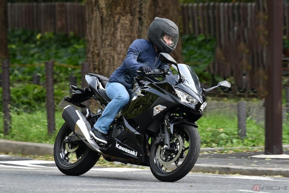 女性におすすめの可愛くて乗りやすいバイク5選 バイクのニュース 女性におすすめの可愛くて乗りやすいバイク5選 バイクのニュース