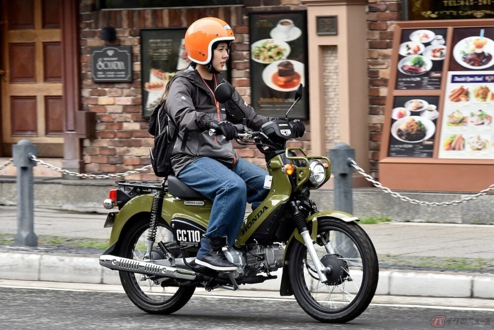 女性におすすめの可愛くて乗りやすいバイク5選 バイクのニュース 女性におすすめの可愛くて乗りやすいバイク5選 バイクのニュース