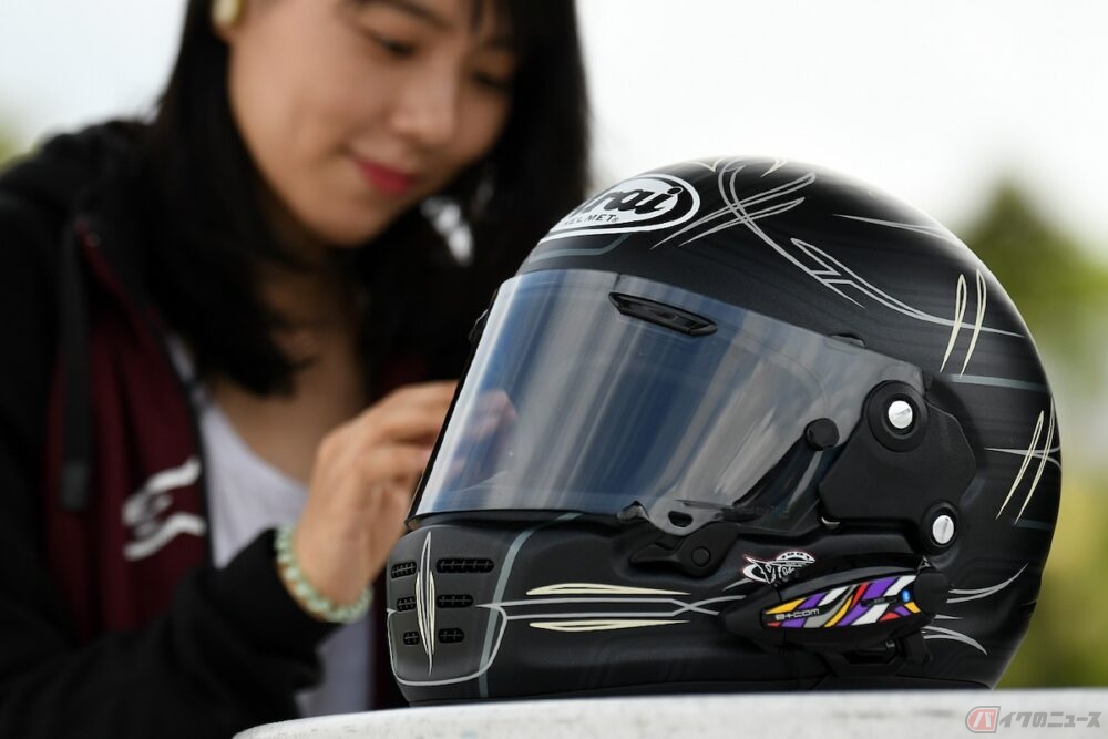 ツーリング時にインカムって本当に必要 メリットとデメリットを徹底解説 バイクのニュース