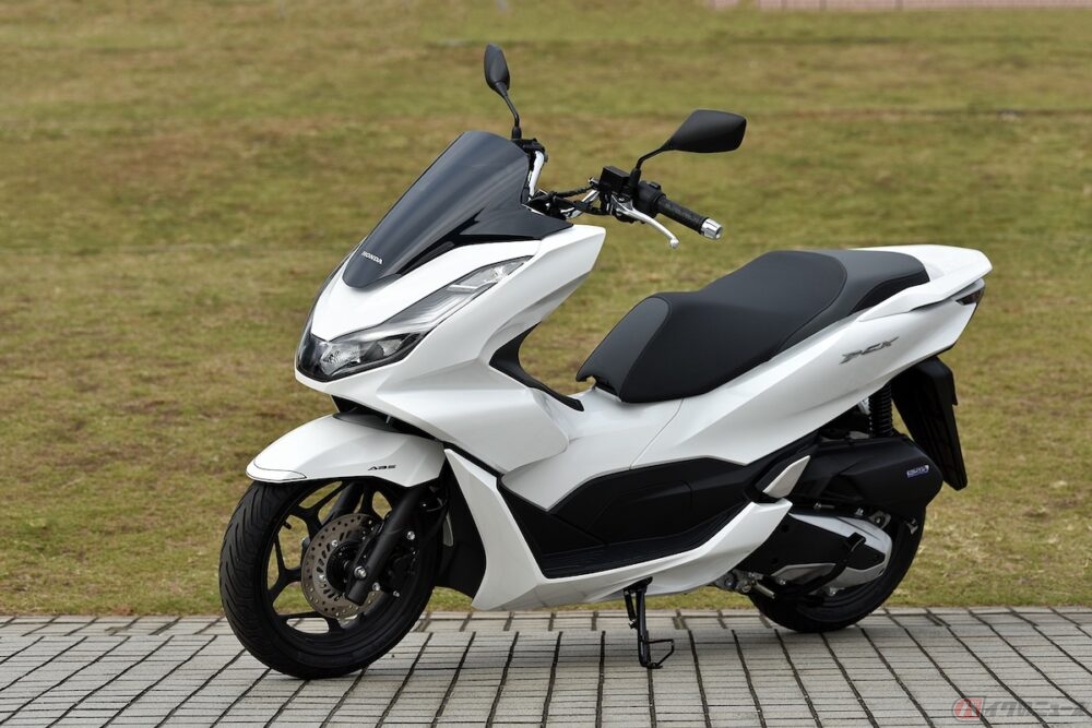通勤通学に！PCX125スクーター美車！ 通勤・通学にオススメの125ccバイクをピックアップ | バイクのニュース