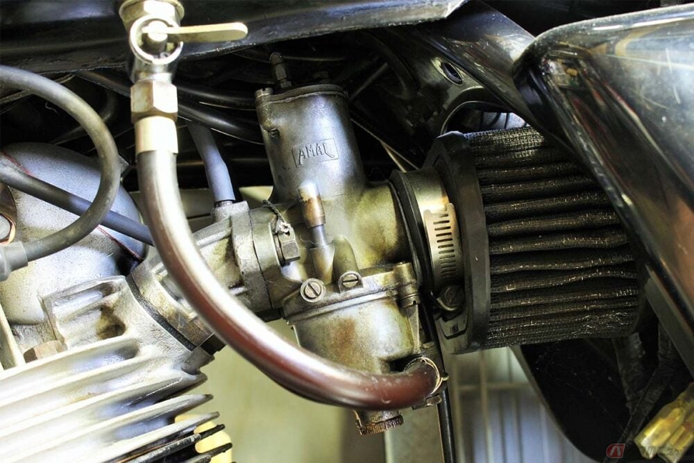 キャブレターならではの魅力 2輪系ライター中村トモヒコの 旧車好き目線で Vol 1 バイクのニュース キャブレターならではの魅力 2輪系ライター中村トモヒコの 旧車好き目線で Vol 1 バイクのニュース