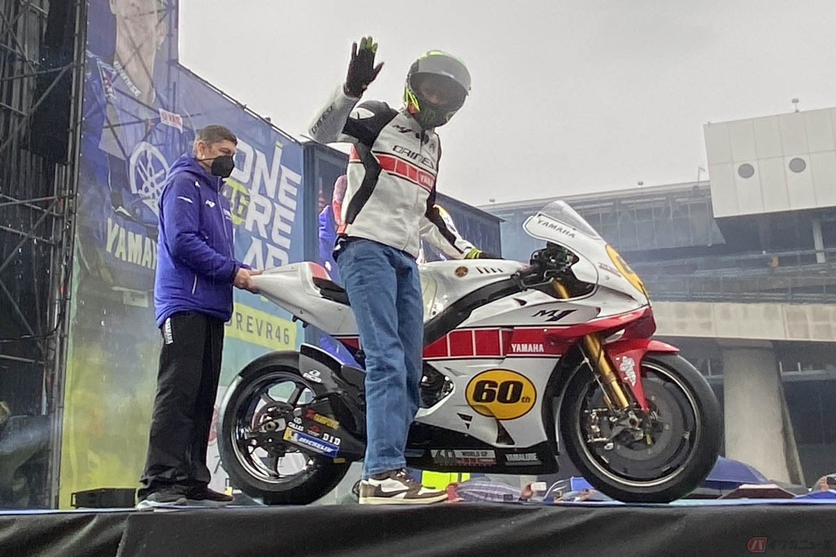 EICMA 2021のトークショーに登場したレジェンドライダー、バレンティーノ・ロッシ選手
