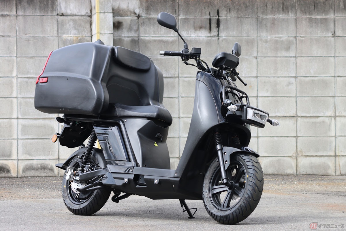 カスタムジャパンが貸し出す電動バイク「eXs CARGO1」