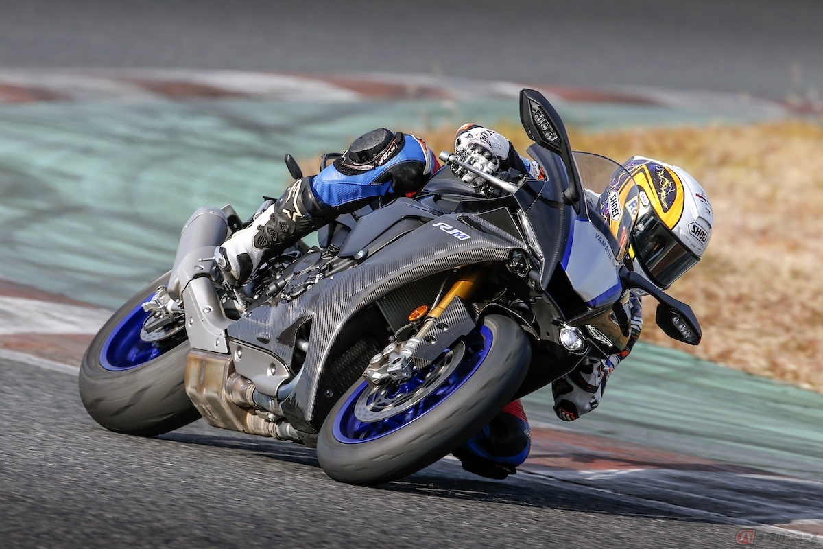 Rシリーズのフラッグシップモデル「YZF-R1M」から試乗スタート
