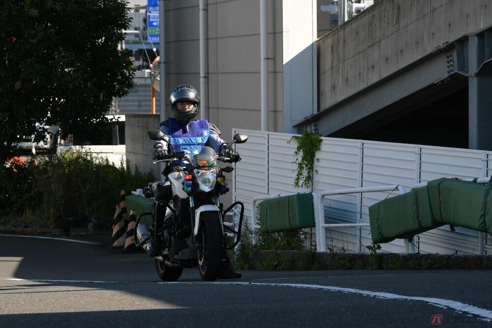 二輪免許を取得したい 坂道発進や一本橋の走り方のコツとは バイク のニュース 二輪免許を取得する際 必須ともいえる項目 ｄメニューニュース Nttドコモ