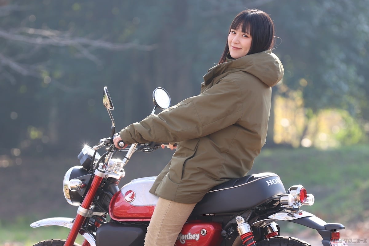今年最後に乗るバイクは、5速ギアに変更された「モンキー125」だよ!
