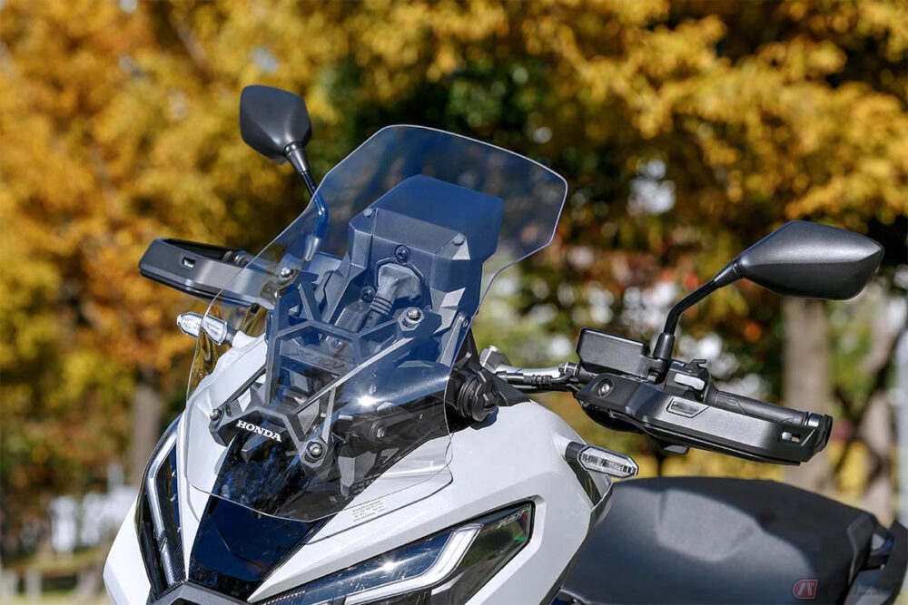 ホンダの大型クロスオーバーモデル「X-ADV」は2代目で各部をブラッシュ