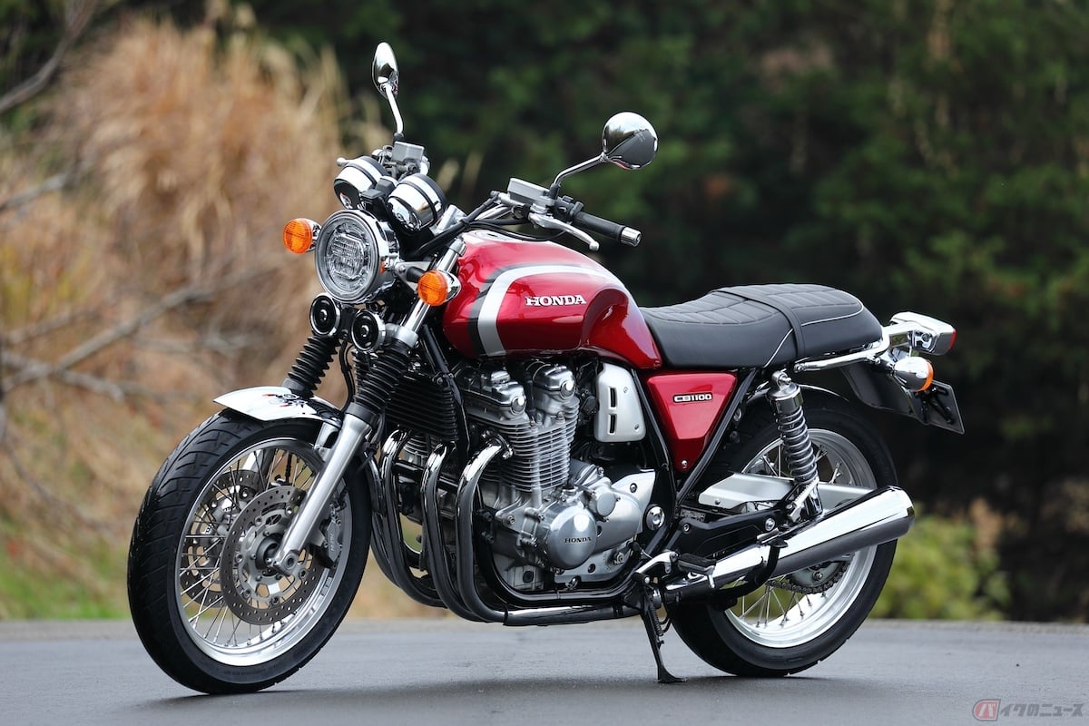 伝統的なデザインの「CB1100EX Final Edition」
