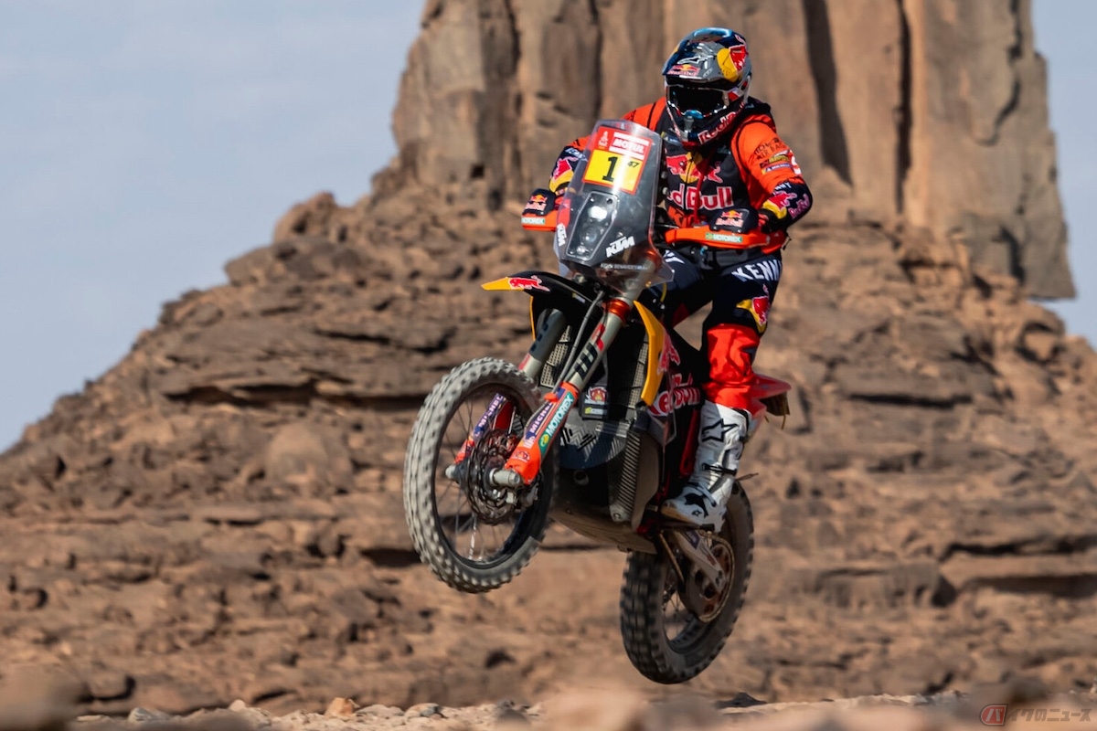 2位は、Red Bull KTM Factory Teamケビン・ベナビデス選手