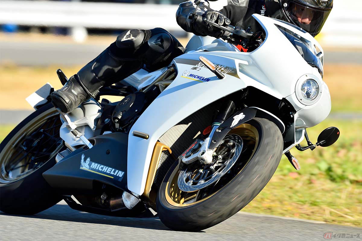 ミシュランの新作スポーツツーリングタイヤ ロード6 登場 進化した万能タイヤ バイクのニュース ミシュランの新作スポーツツーリングタイヤ ロード6 登場 進化した万能タイヤ バイクのニュース
