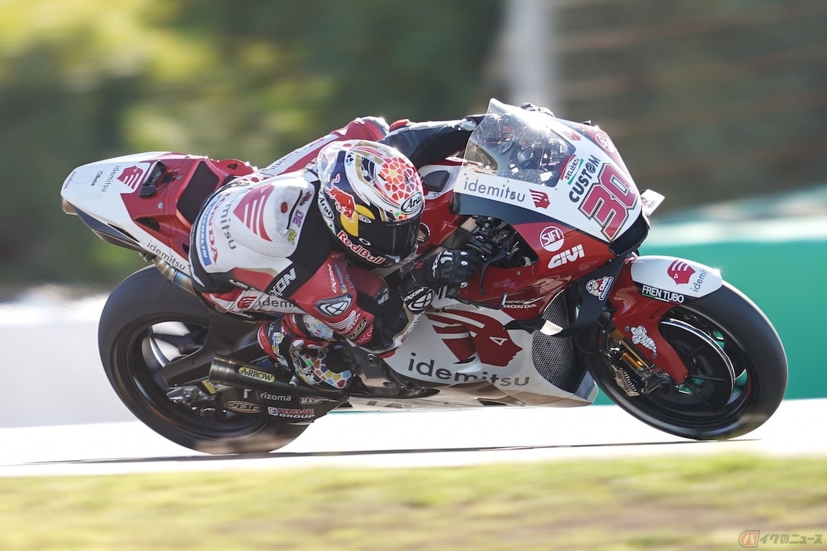 2021年シーズンから中上選手にレーシングスーツを提供している「IXON(イクソン)」