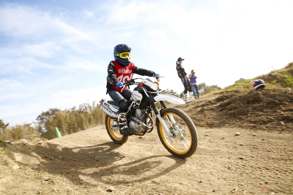 小さな急斜面を下りる時は一番慎重するポイント