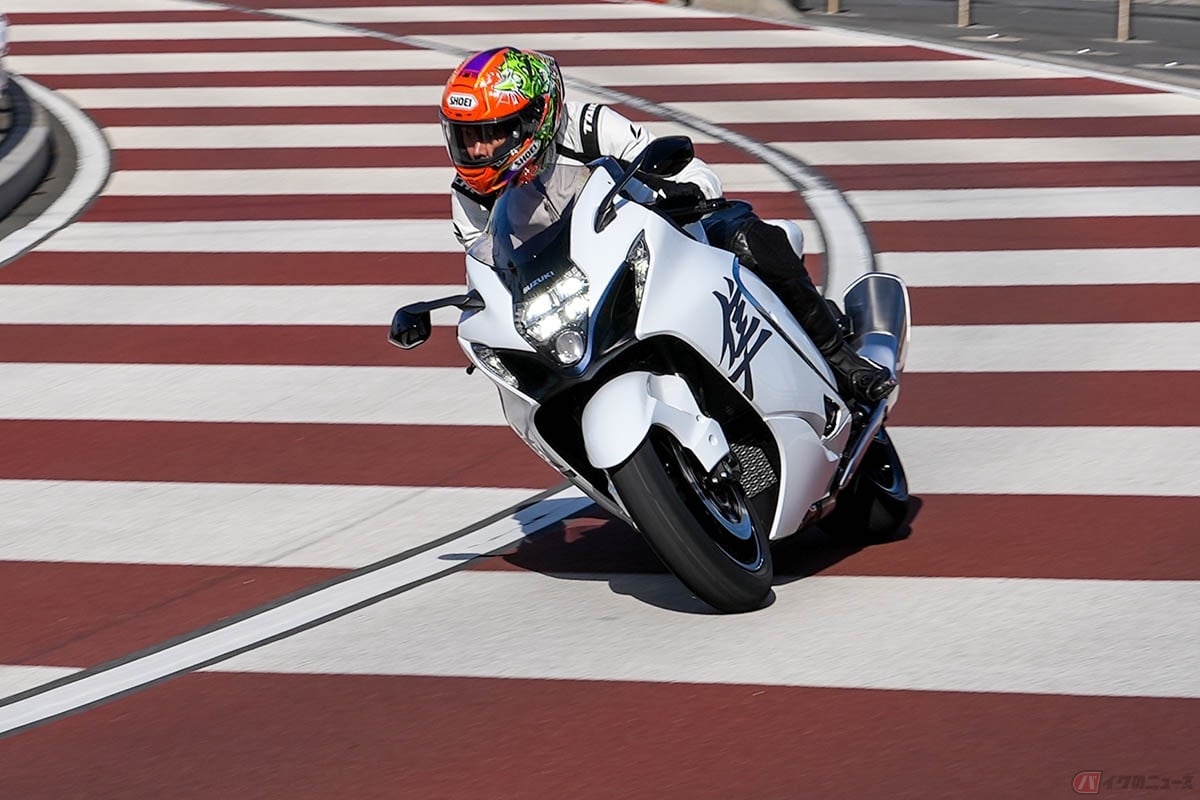 「隼シリーズ」は、海外では「Busa(ブサ)」の愛称で親しまれている