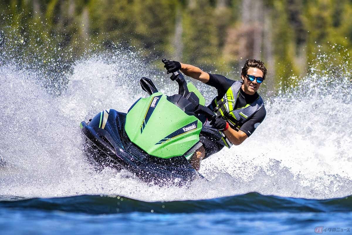 カワサキのジェットスキー「STX 160X」