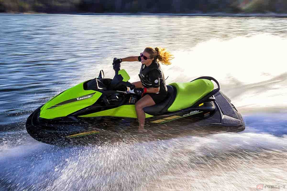 カワサキのジェットスキー「STX 160X」