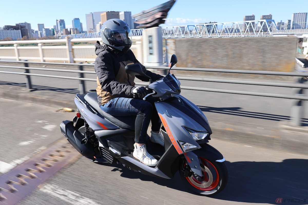 出だしはゆっくり、そこからの加速には伸びがある