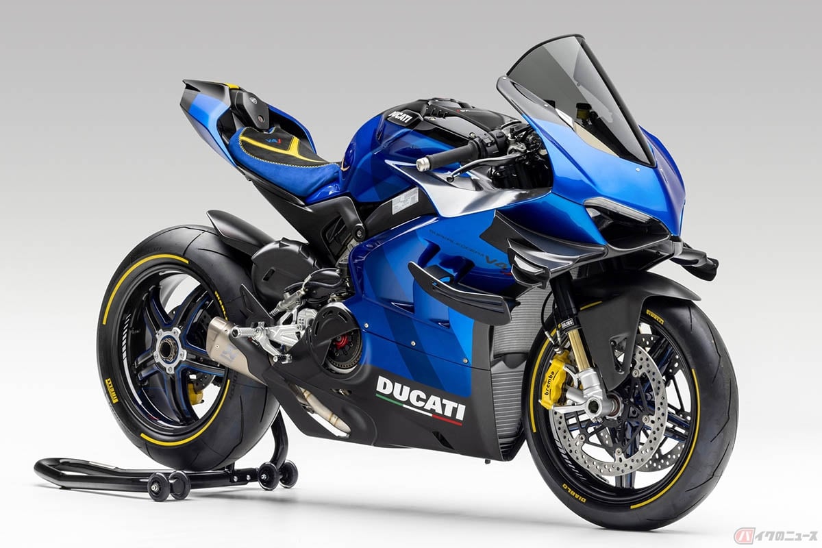 ドゥカティのカスタマイズ・プログラム「Ducati Unica(ドゥカティ・ウニカ)」で製作されたスーパーレッジェーラV4カスタム