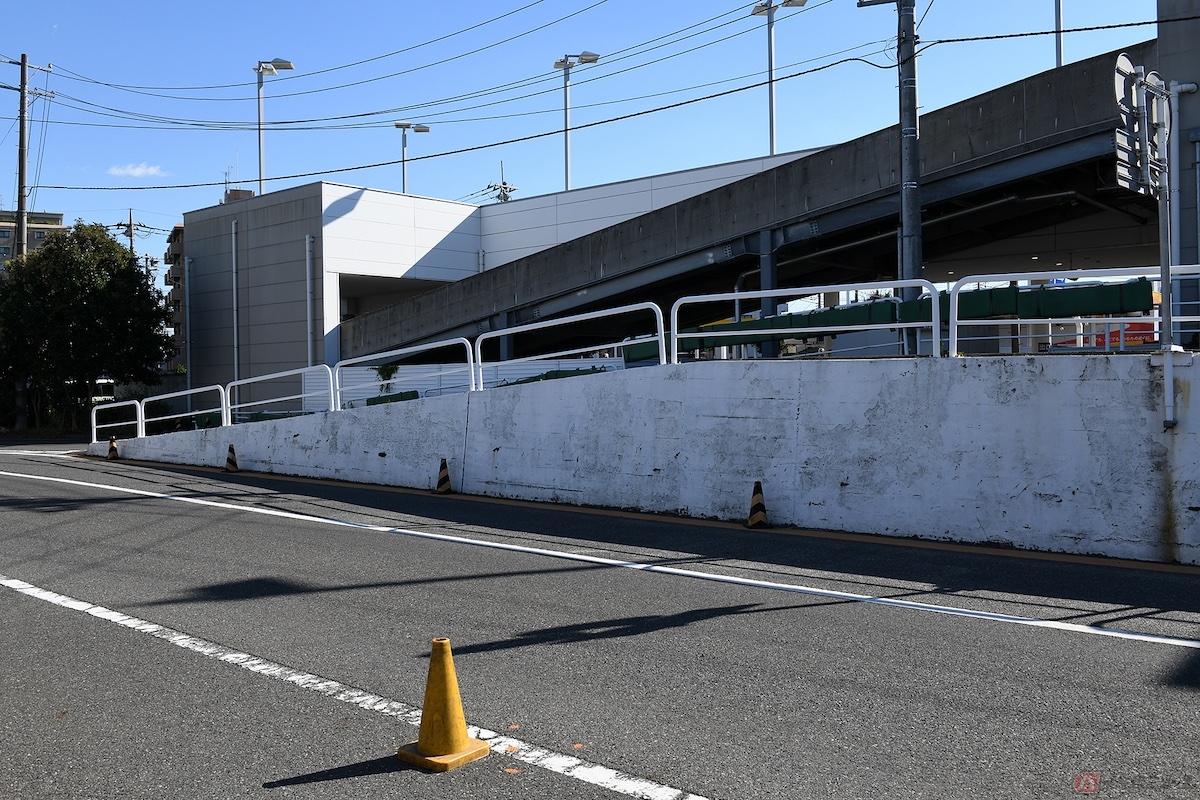 一般道でも行う坂道発進、エンストに注意し行いましょう