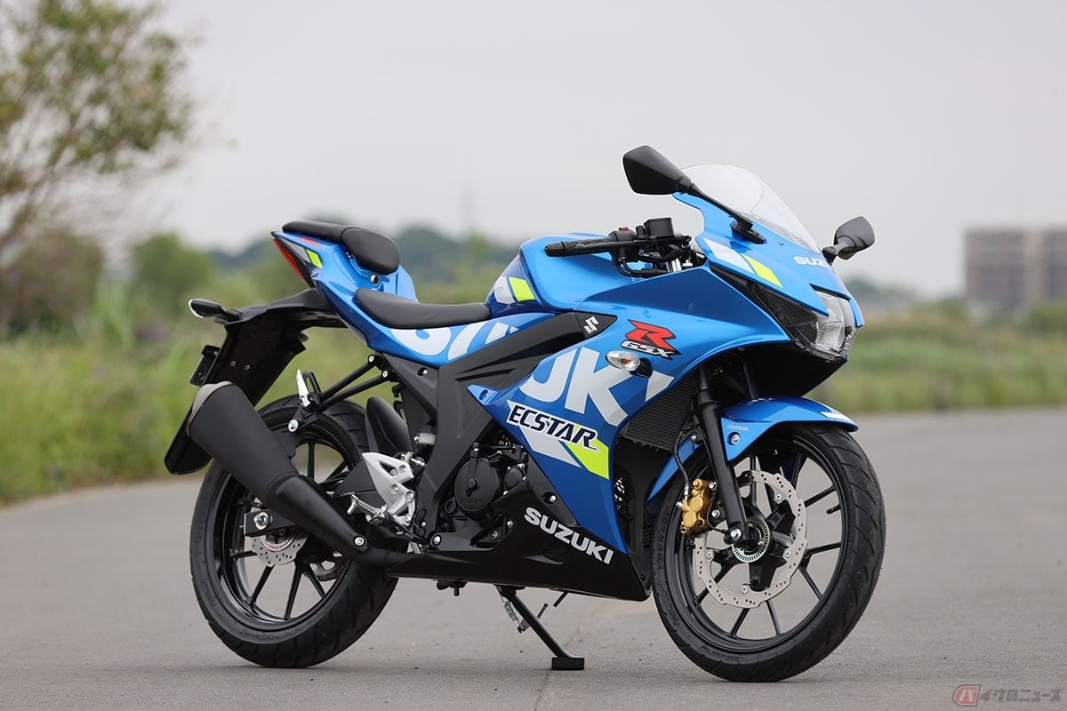 ヘッドライトのデザインが個性的なスズキ「GSX-R125 ABS」