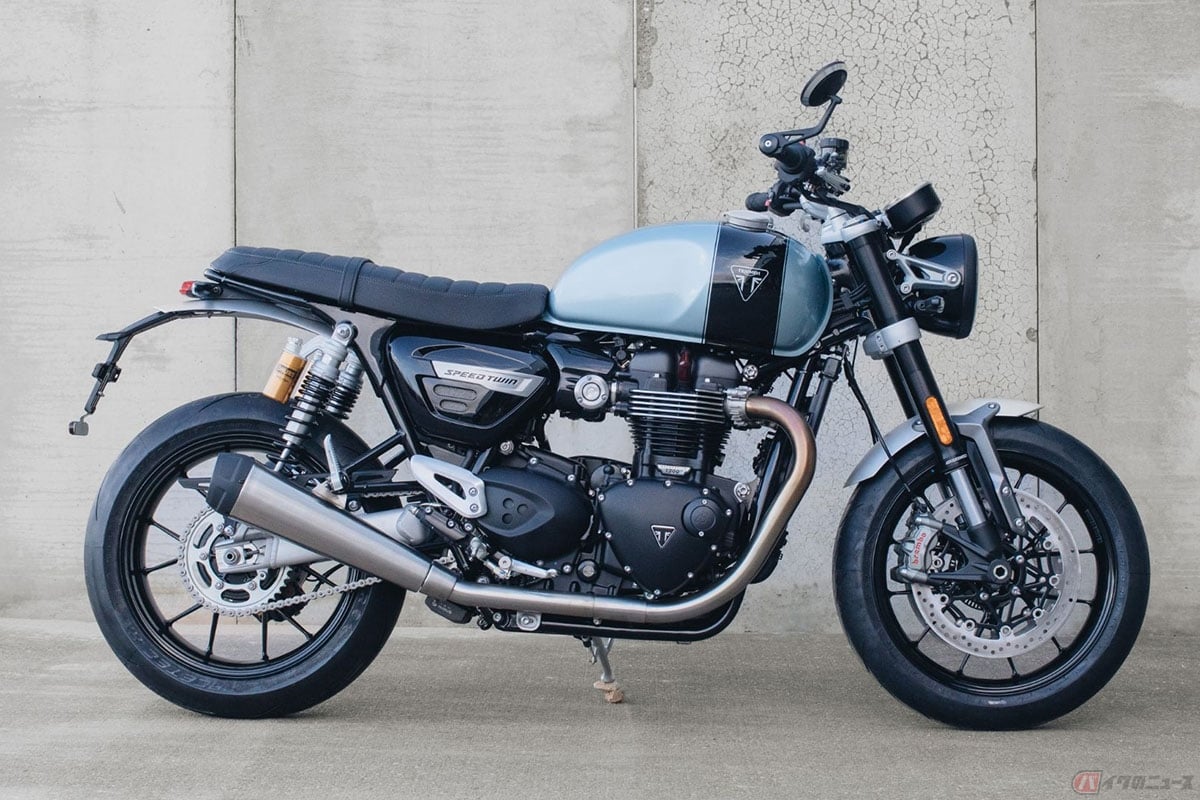 トライアンフ×ブライトリングの限定車「SPEED TWIN BREITLING」